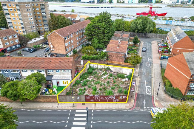 Land on the north side of Albert Road, North Woolwich, London, E16 2NL 7