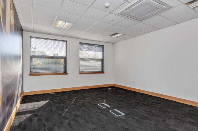 Unit 2 Stokenchurch Business Park, Ibstone Rd, Stokenchurch, High Wycombe HP14 3FE 10