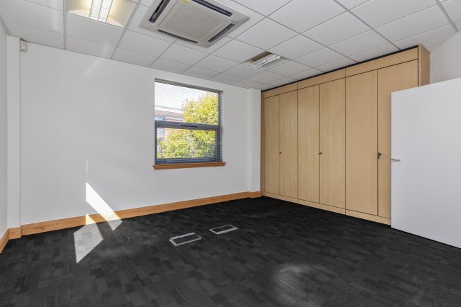 Unit 2 Stokenchurch Business Park, Ibstone Rd, Stokenchurch, High Wycombe HP14 3FE 10