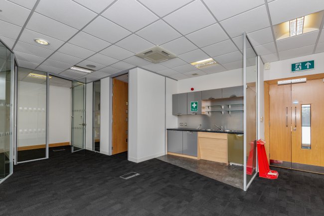 Unit 2 Stokenchurch Business Park, Ibstone Rd, Stokenchurch, High Wycombe HP14 3FE 10