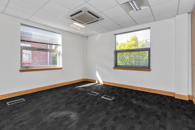 Unit 2 Stokenchurch Business Park, Ibstone Rd, Stokenchurch, High Wycombe HP14 3FE 10