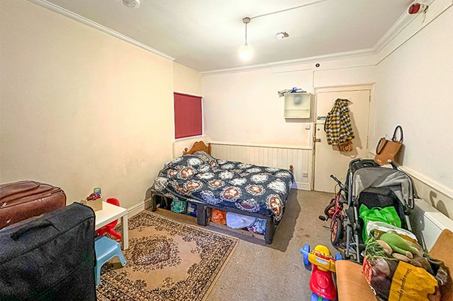 17 Beech House Rd, Croydon, CR0 1JQ 6