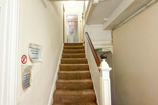 17 Beech House Rd, Croydon, CR0 1JQ 6
