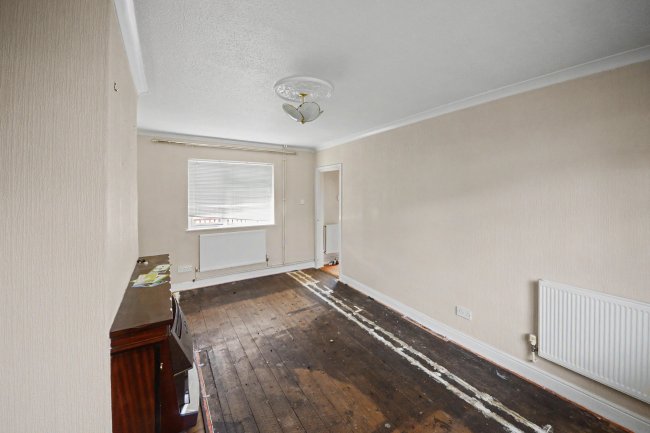 16 Arlesey Road, Stotfold, Hitchin, SG5 4HB 39