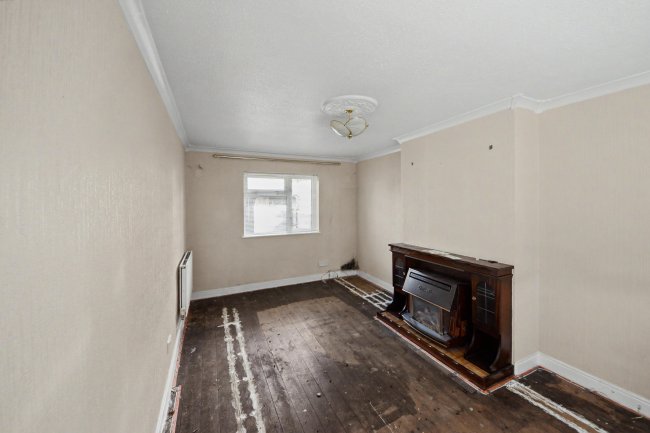 16 Arlesey Road, Stotfold, Hitchin, SG5 4HB 39