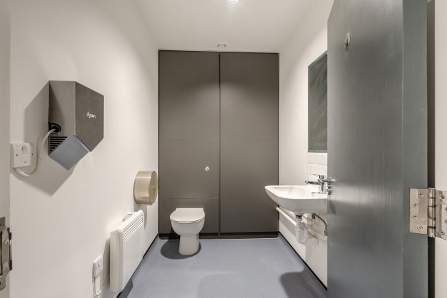 Unit 1, Hemmells Park, Laindon North, Basildon, Essex, SS15 6GF 7