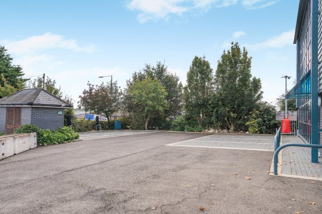Unit 1, Hemmells Park, Laindon North, Basildon, Essex, SS15 6GF 7
