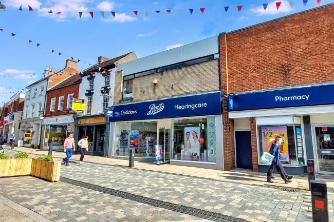 8 High St, Uttoxeter ST14 7HT 7