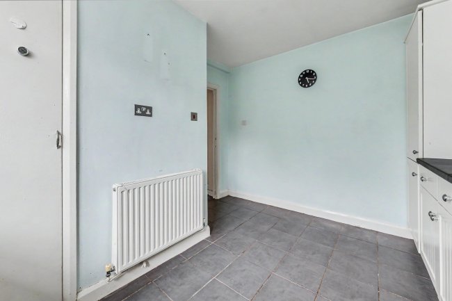 7 Poplar Court, Old Ruislip Road, Northolt, UB5 6QG 1
