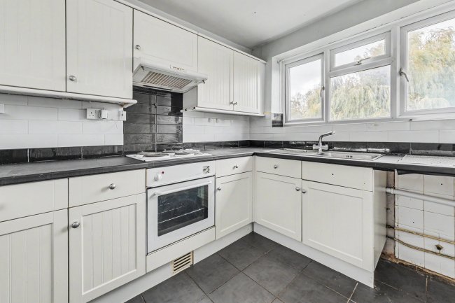 7 Poplar Court, Old Ruislip Road, Northolt, UB5 6QG 1