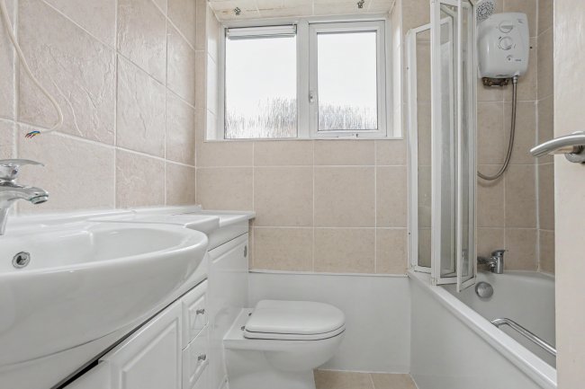 283 Bourne Avenue, Hayes, London, Greater London, UB3 1RR 9