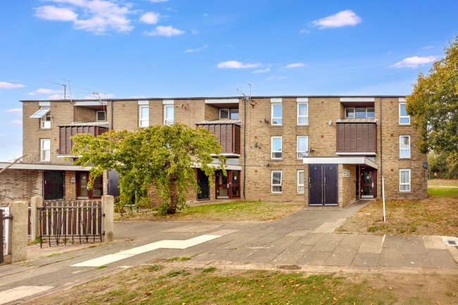 283 Bourne Avenue, Hayes, London, Greater London, UB3 1RR 9