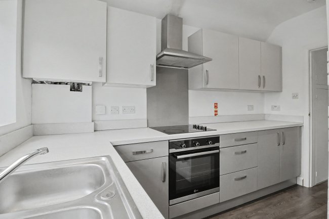22 Station Road, Wimborne, BH21 1RG 83