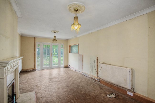 28 Saint Kilda's Road, Brentwood CM15 9EX 20