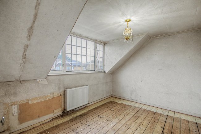 28 Saint Kilda's Road, Brentwood CM15 9EX 20