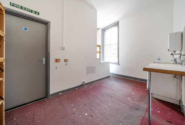 First Floor Flat, 28 Kendrick Street, Stroud, GL5 1AA 9