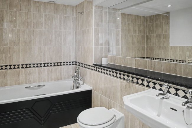 Flat 20, 532 Chiswick High Road, Chiswick, London W4 5RG 5
