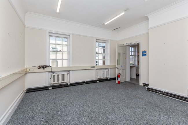 1 Beach Road, Littlehampton, BN17 5HY 3