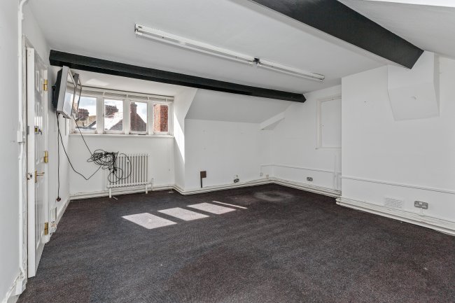 1 Beach Road, Littlehampton, BN17 5HY 3