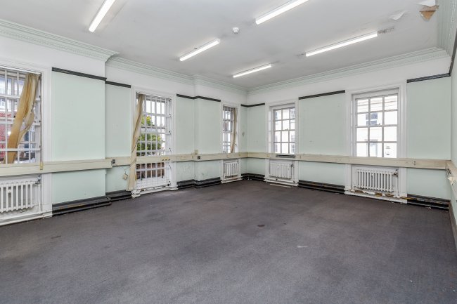 1 Beach Road, Littlehampton, BN17 5HY 3