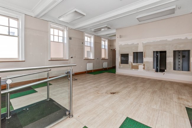 1 Beach Road, Littlehampton, BN17 5HY 3