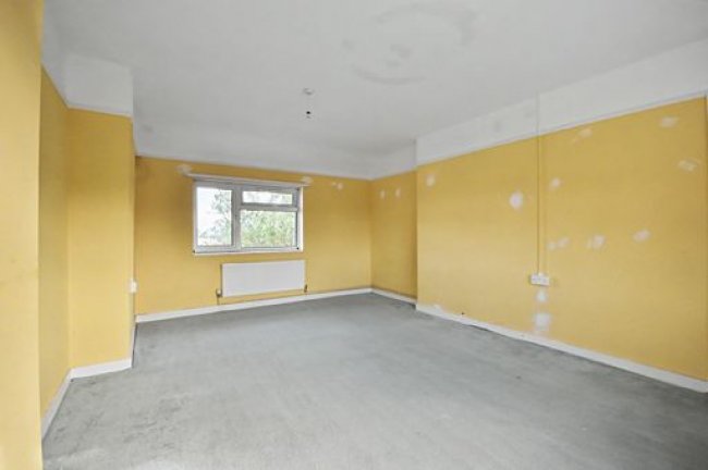 25 Lightgate, South Petherton, Somerset, TA13 5AY 1