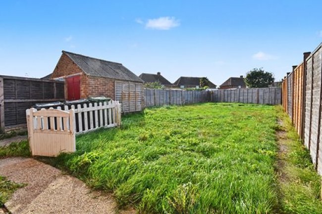 25 Lightgate, South Petherton, Somerset, TA13 5AY 1