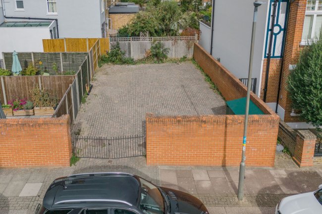 Land to the rear of 33 Moyser Road, Furzedown, London, SW16 6RL 3