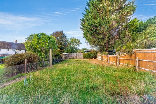 8 Myers Close, Charlton, Banbury OX17 3DW 15