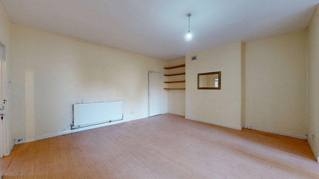 Flat A, 215 Amhurst Road, Hackney, London, E8 2BS 93
