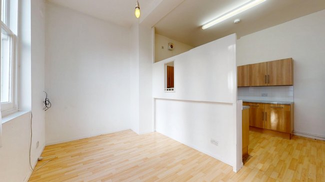 Flat A, 215 Amhurst Road, Hackney, London, E8 2BS 93