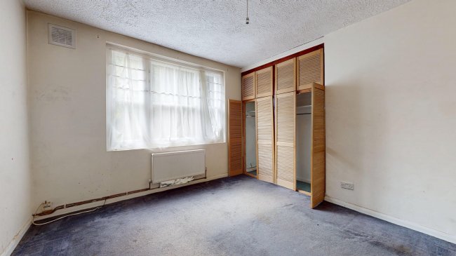Flat A, 215 Amhurst Road, Hackney, London, E8 2BS 93