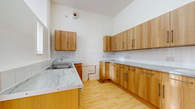 Flat A, 215 Amhurst Road, Hackney, London, E8 2BS 93