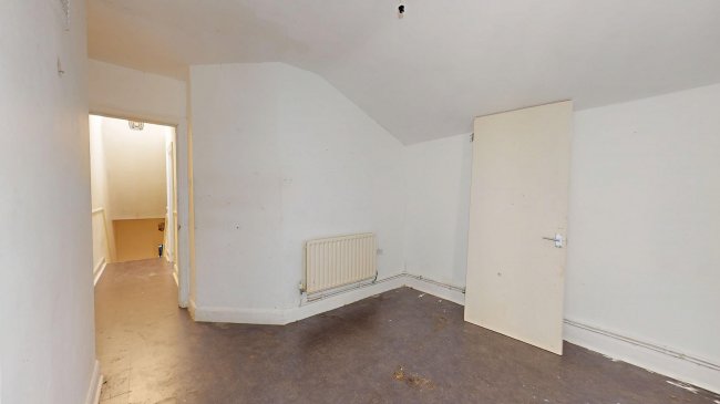 Flat B, 40 Atherfold Road, Clapham, London, SW9 9LW 3