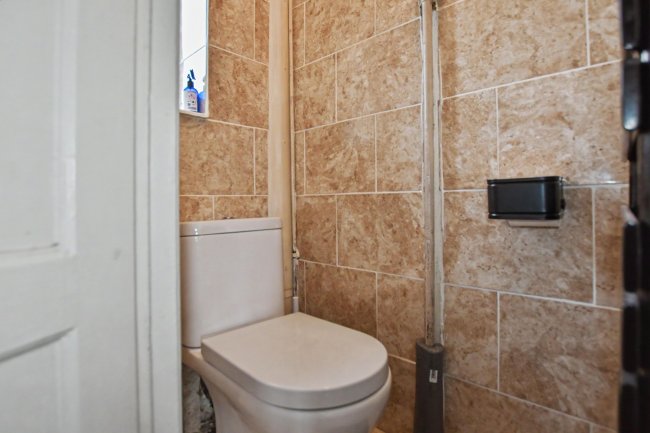 Flat 44 Acworth House, Barnfield Road, Woolwich, London SE18 3TP 4