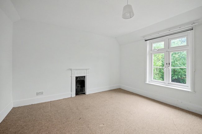 Hazelmere, Southampton Road, Cadnam, Southampton, SO40 2NB 89