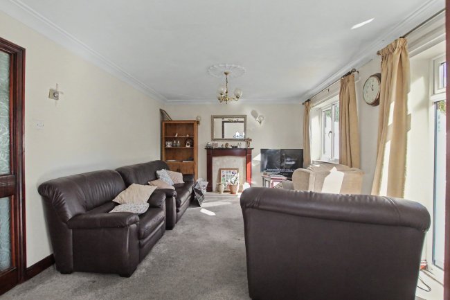 16 Cobham Close, Stenson Fields, Derby DE24 3JL 2