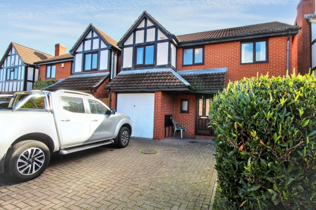 16 Cobham Close, Stenson Fields, Derby DE24 3JL 2