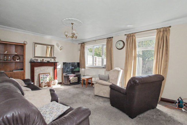16 Cobham Close, Stenson Fields, Derby DE24 3JL 2