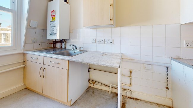 Flat C, 2 Wyndham Crescent, Tufnell Park, London, N19 5QJ 82