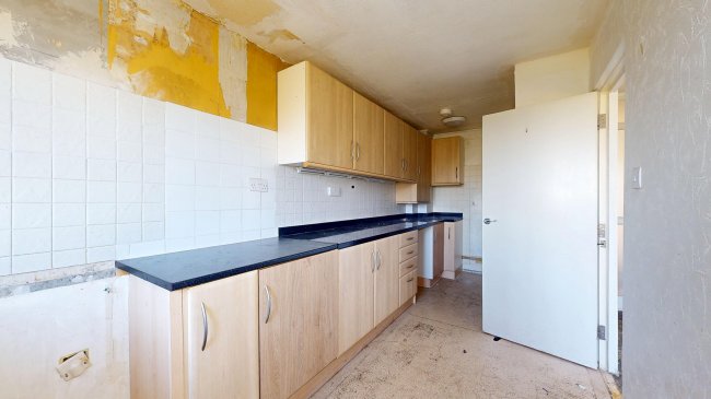 215 Peabody Hill, Tulse Hill, London, SE21 8LA 100