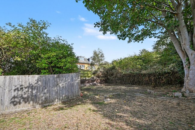 75 Bynes Road, South Croydon, Croydon, CR2 0PZ 37