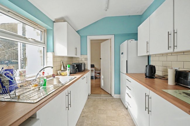 75 Bynes Road, South Croydon, Croydon, CR2 0PZ 37