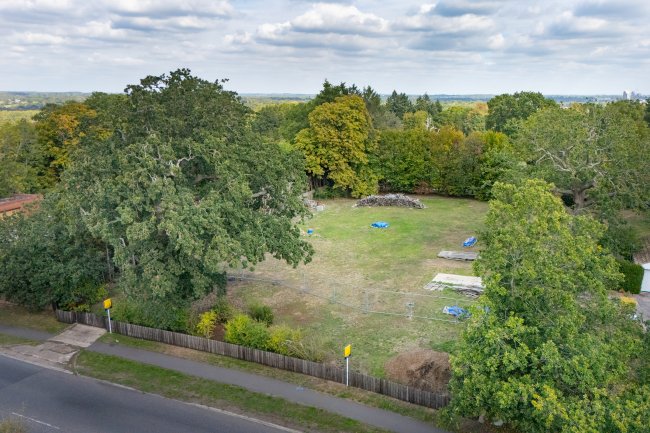 Land on the North West side of London Road, Rickmansworth, WD3 1JT 5
