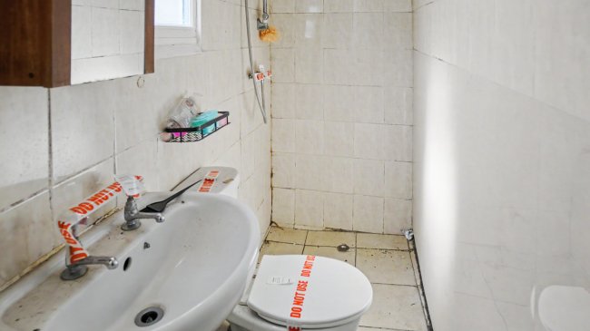 71 Beaconsfield Road, Southall, UB1 1BU 2