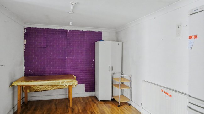 71 Beaconsfield Road, Southall, UB1 1BU 2