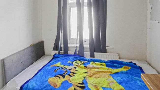 71 Beaconsfield Road, Southall, UB1 1BU 2