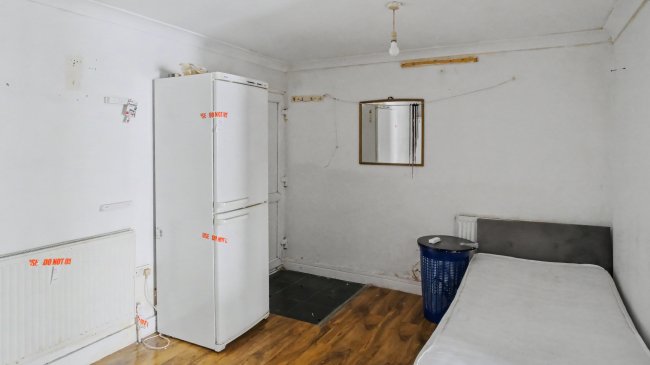 71 Beaconsfield Road, Southall, UB1 1BU 2