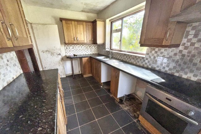 18 Rowan Avenue, Market Harborough LE16 9LS 64