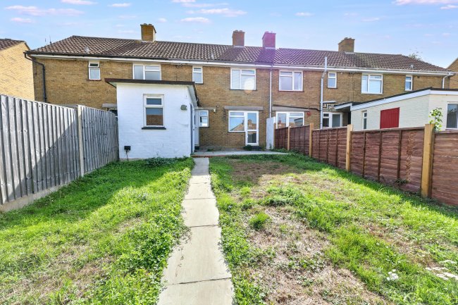 48 Swanstree Avenue, Sittingbourne, Kent, ME10 4NL 8